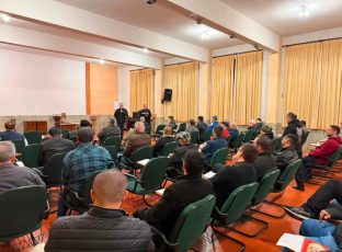 Teve início o Retiro Anual do Clero 2026