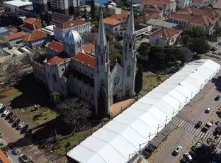 Os bastidores da Festa de Sant'Ana estão a todo vapor!